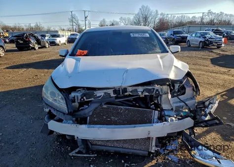 2015 Chevrolet Malibu 1Lt z USA, uszkodzony, nr VIN 1G11C5SL0FF106480